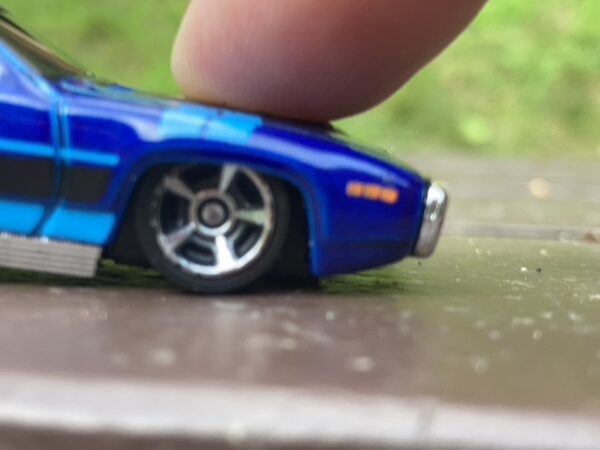 1/64 Scale Bounce Bar - Suspension