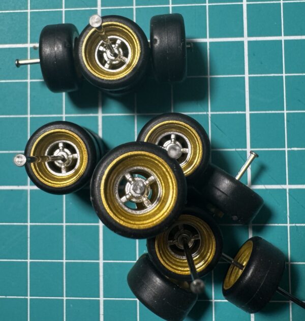 4 Spoke - Silver centers with Gold Lips - 2 Piece Style - Fits 1 Car